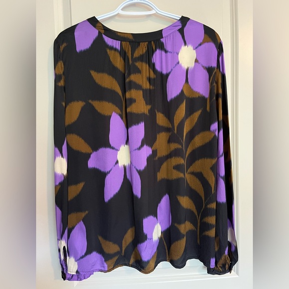 SOLD * VELVET by Graham + Spencer Isa Printed Blouse Size XL - Picture 10 of 16